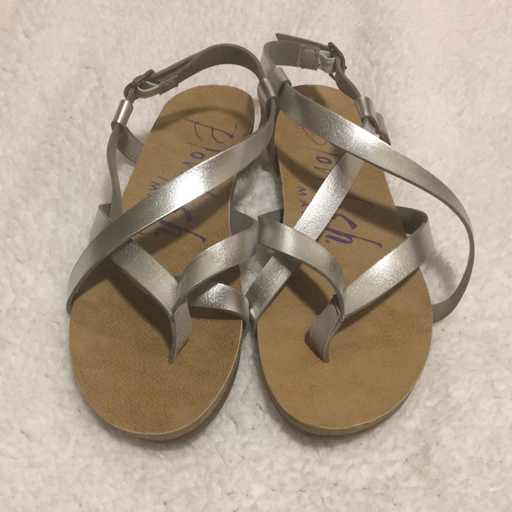 Blowfish beige & silver sandals *NEVER WORN*